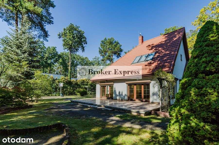 Dom w Konstancinie - Jeziornej!-0