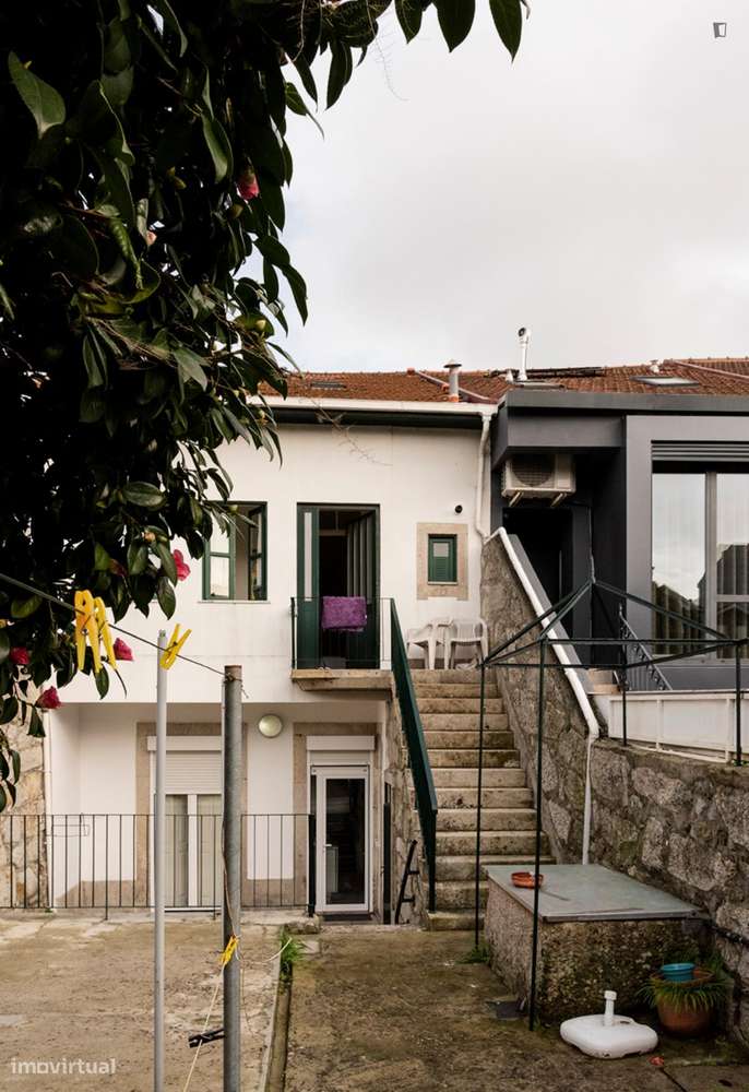 Quarto - localizado em Paranhos Porto - Grande imagem: 4/6