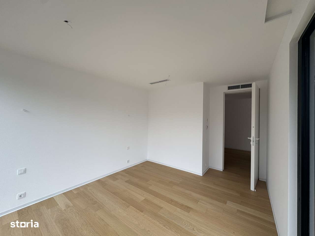 Apartament nou cu 3 camere de vânzare în One Lake Club-5