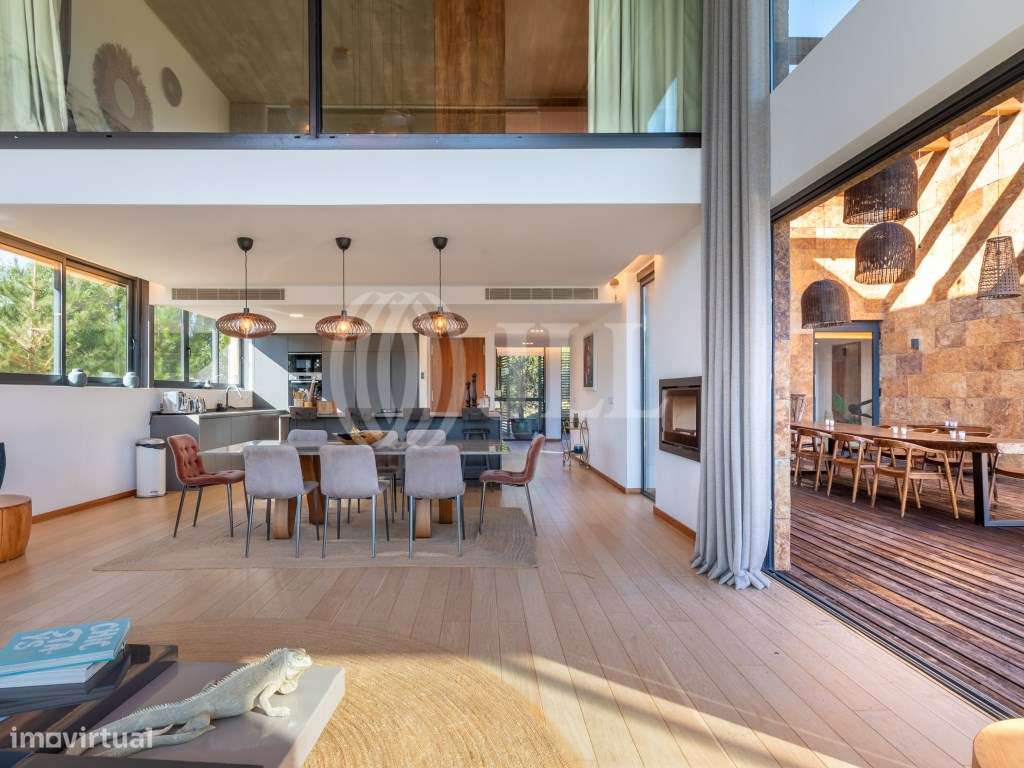 Moradia T4 com jardim e piscina em Troia - Grande imagem: 5/23