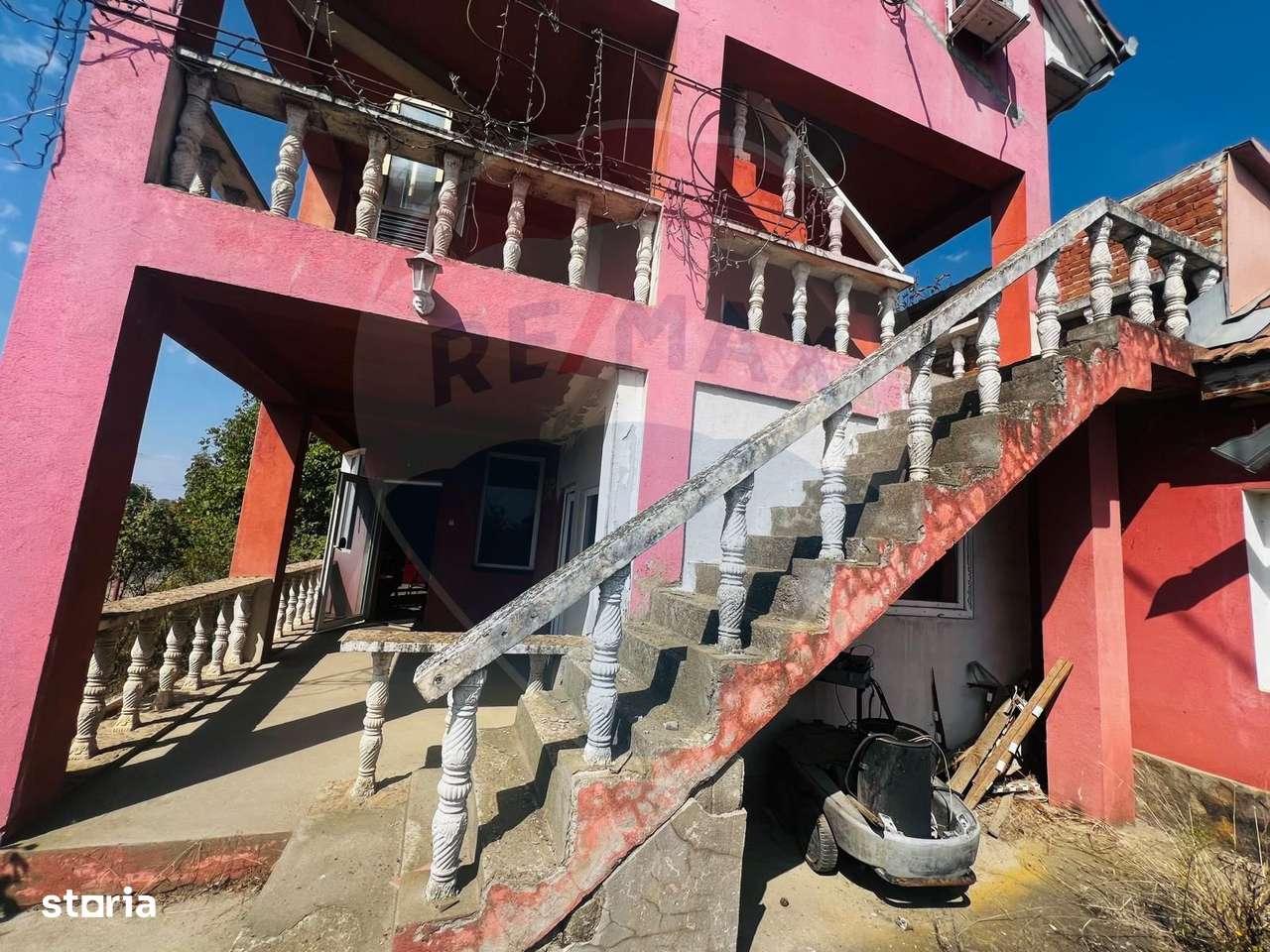 Casă P+E+M cu spălătorie auto și restaurant la DN 7 în LIPOVA - Imagine principală: 4/20