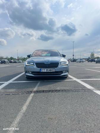 Skoda Superb 2.0 TDI DSG 4X4 Laurin & Klement - 4