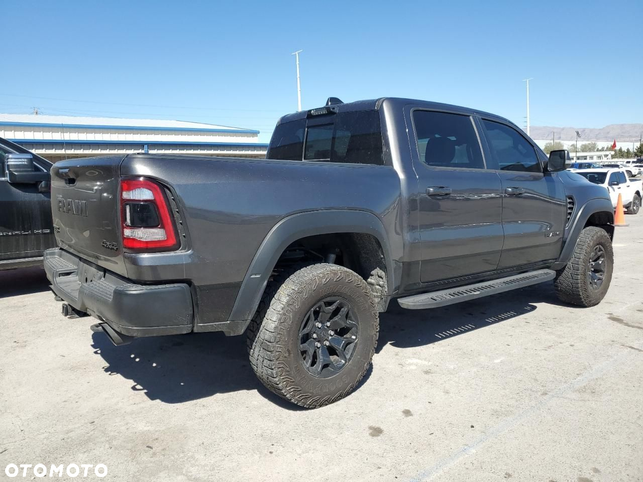 Dodge RAM TRX - 4