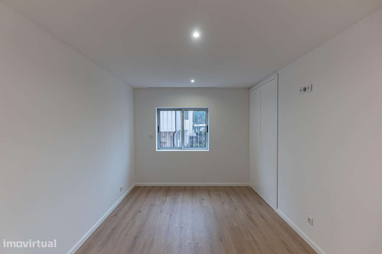 Apartamento T3 renovado | Bonfim, Porto | 105 m2-12