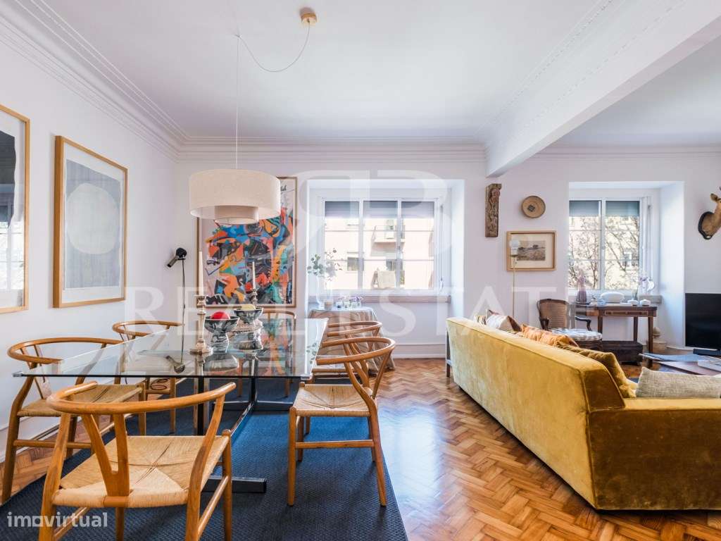 T3 Renovado com 1 Suite +Pátio comum e alguma VISTA RIO | RESTELO -... - Grande imagem: 4/34