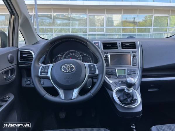 Toyota Verso-S 1.4 D-4D Exclusive+Navi - 7