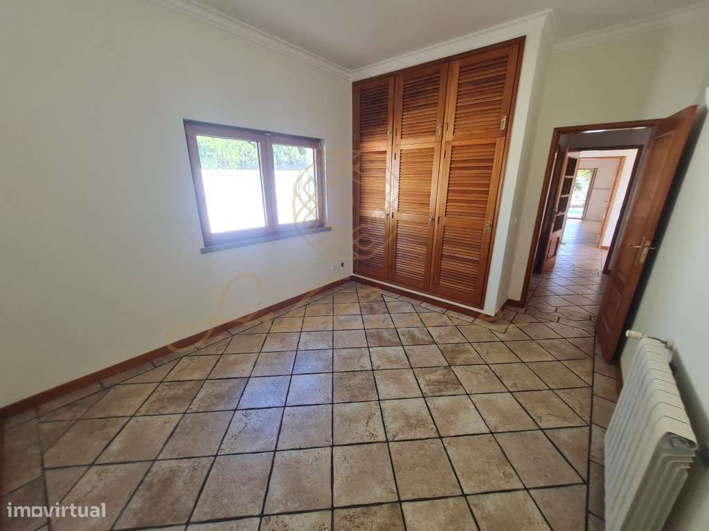 Moradia isolada V3+2 situada em Caixas, Sesimbra com Piscina-30