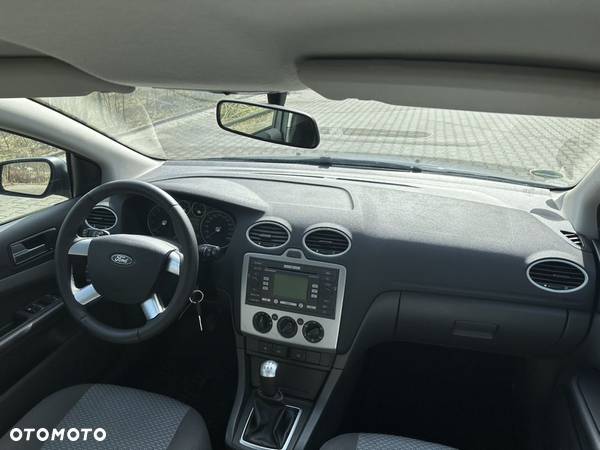 Ford Focus 1.8 FF Platinium X - 12