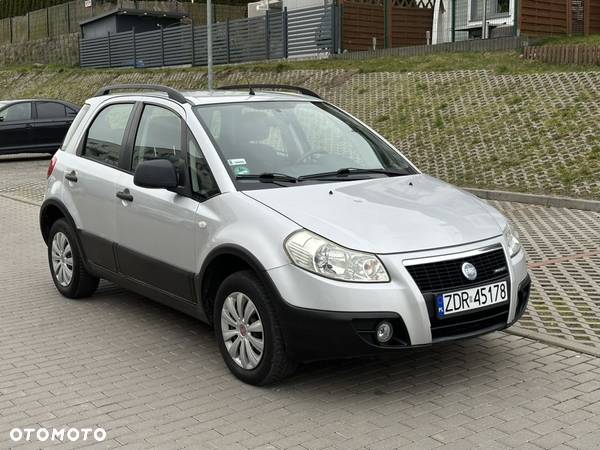 Fiat Sedici 1.9 Multijet 4x4 Dynamic - 1