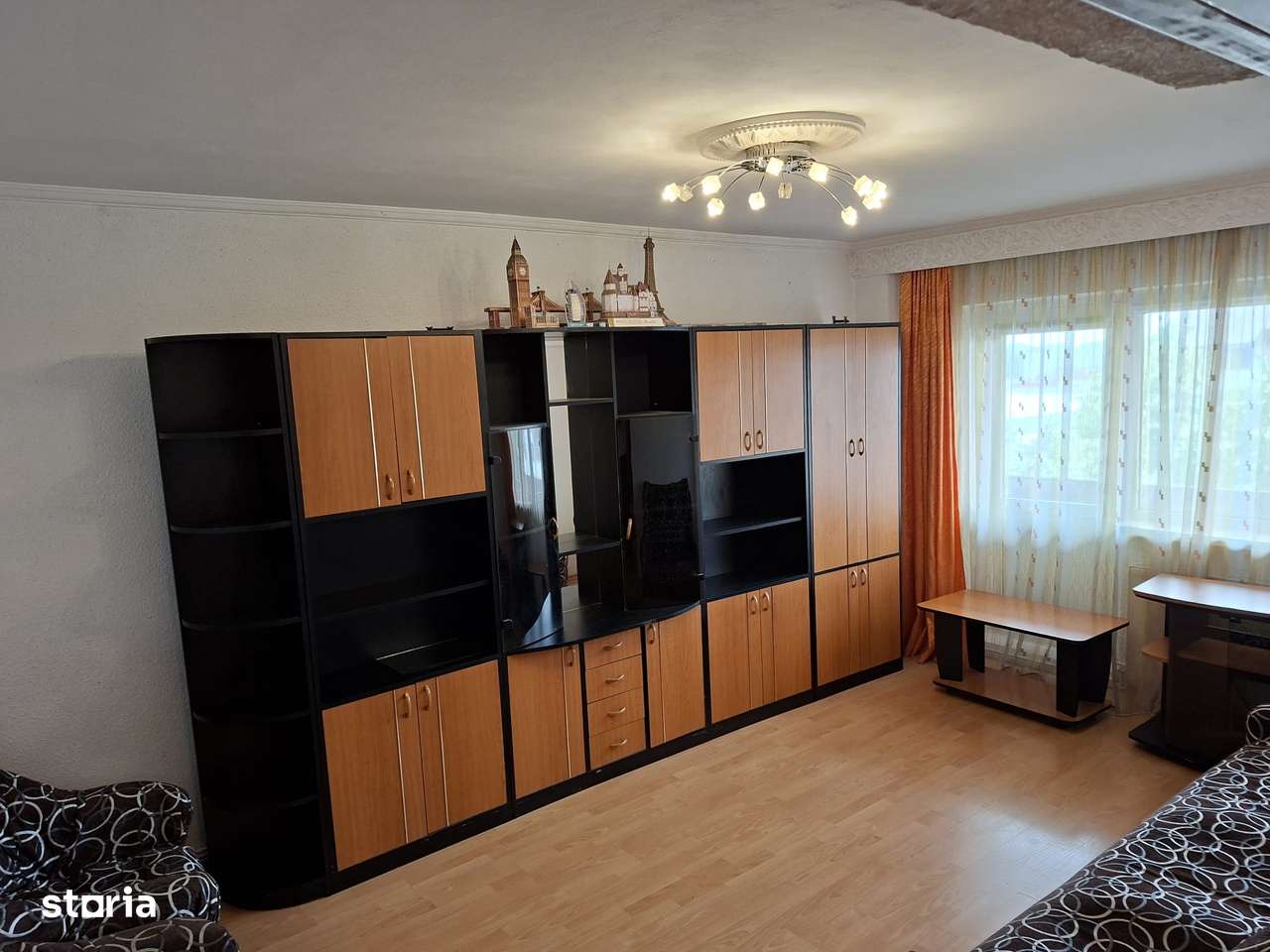 3 camere Bascov , Decomandat / Centrală , LIBER / NEGOCIABIL ! - Imagine principală: 4/14