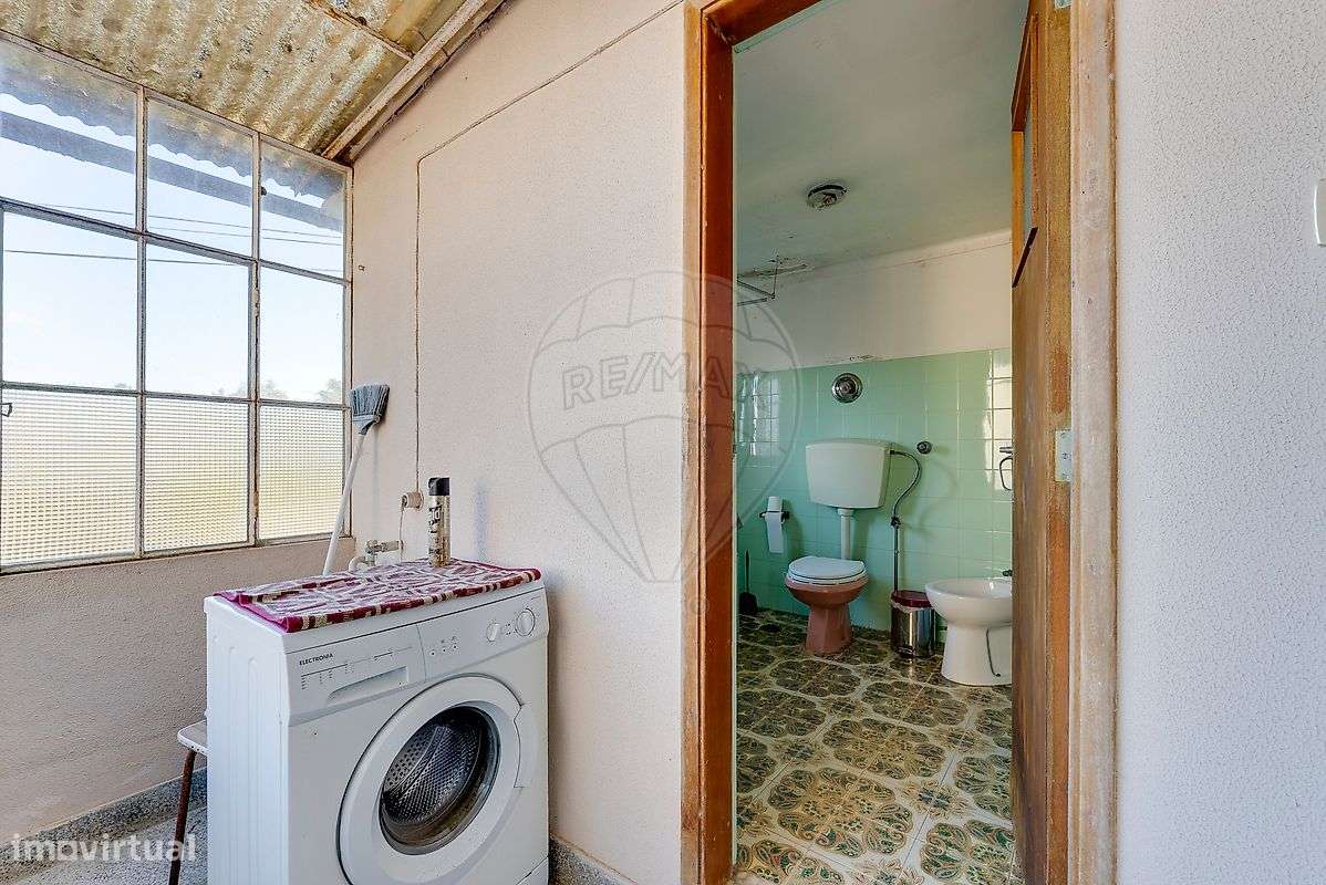 Moradia T6 | 2 Andares com Utilização Independente | Lote 1048m2-23