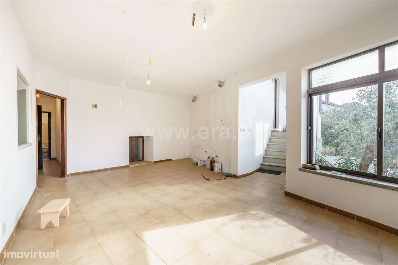 Moradia Isolada T4 / Fundão, Vales Pêro Viseu-10