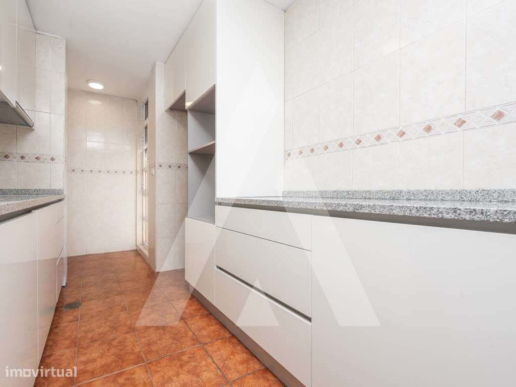 Apartamento T4 próximo ás escolas - Ovar-10