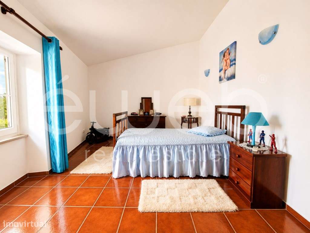 Moradia T4 de Arquitetura Alentejana com Piscina, Motrinos, Regueng...-43