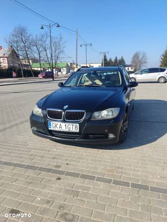 BMW Seria 3 318d - 2