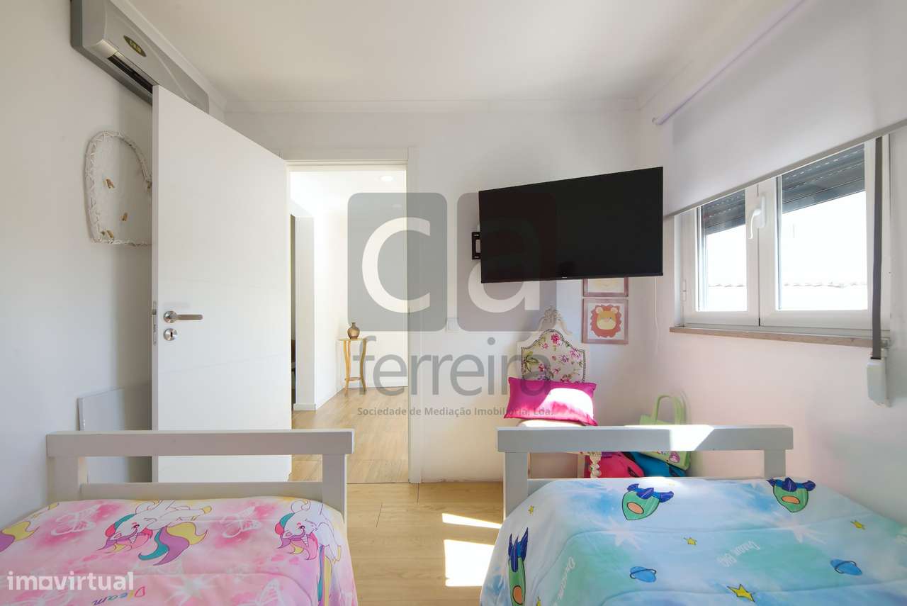 Moradia T3 Totalmente Remodelada em Almeirim-26