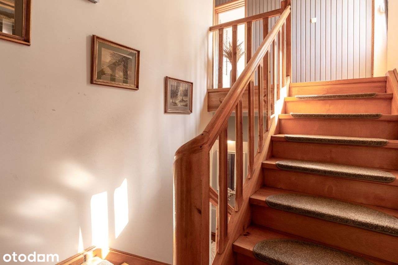 Dom z dużym ogrodem i dwoma lokalami usługowymi-15