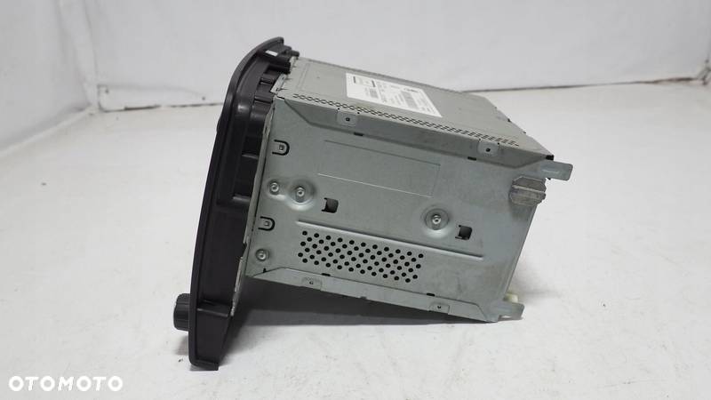 Skoda Superb II radio fabryczne z kodem 3T0035161K - 3