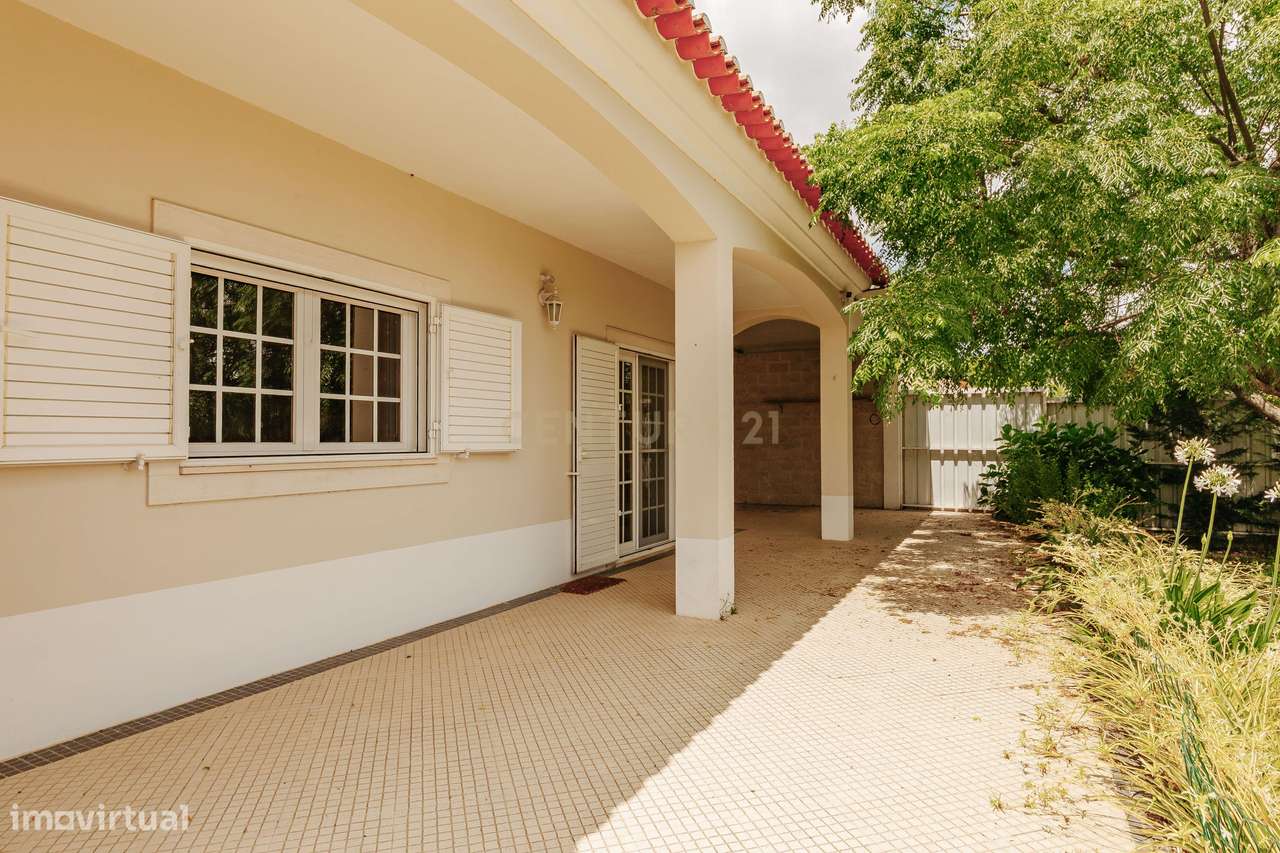 Moradia Térrea T4 na Moita com 3470m2 de Terreno - Grande imagem: 5/37