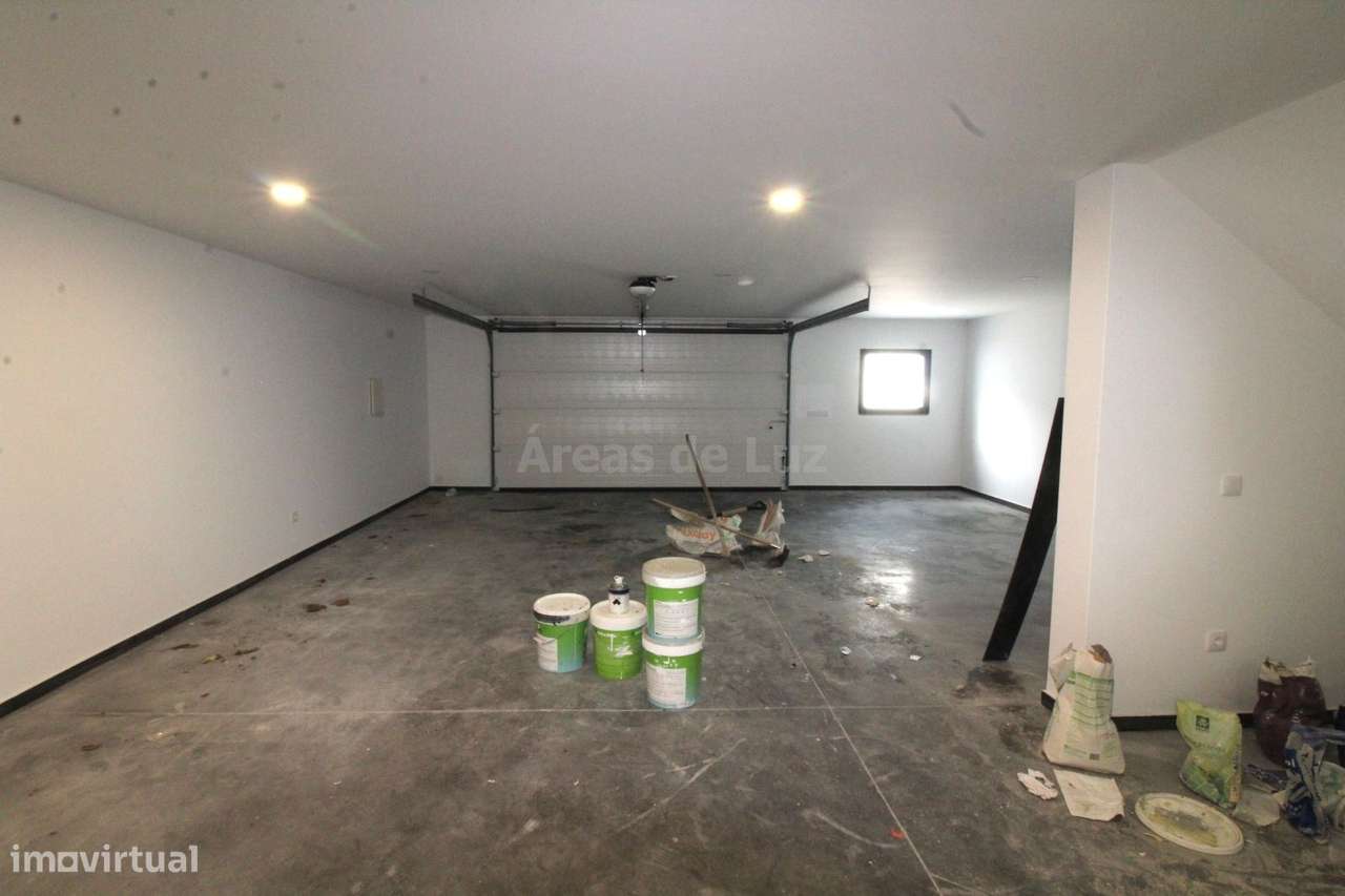 Moradia Unifamiliar - Nova - Barosa, Leiria-22