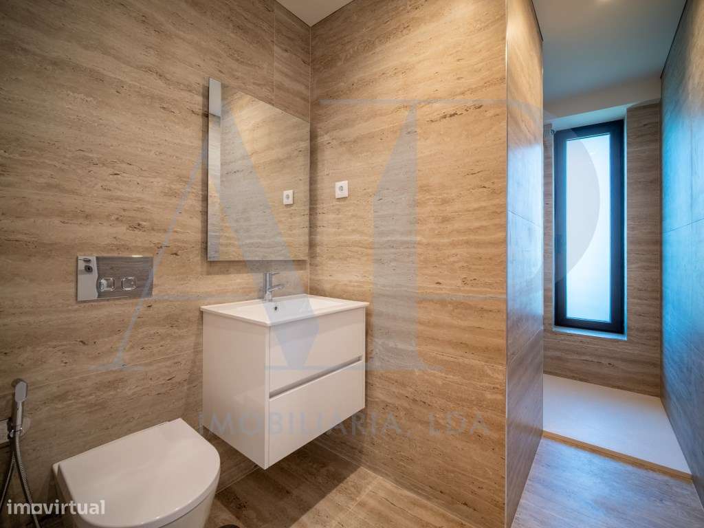 Apartamento T3 de Excelência na Av. de Londres-14