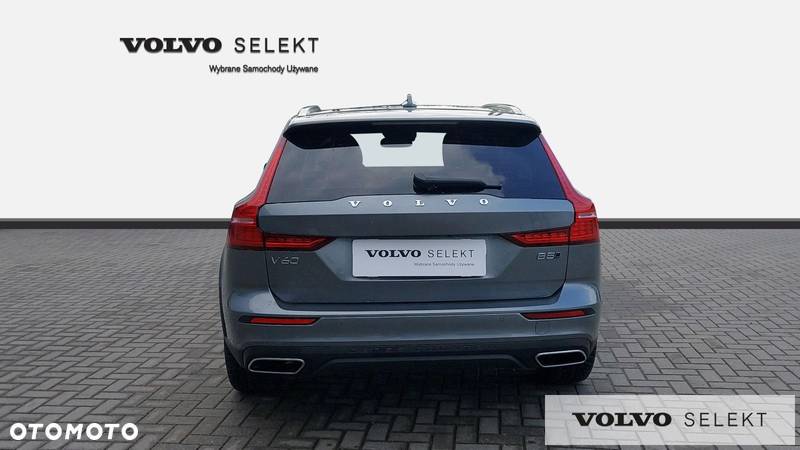 Volvo V60 Cross Country - 5