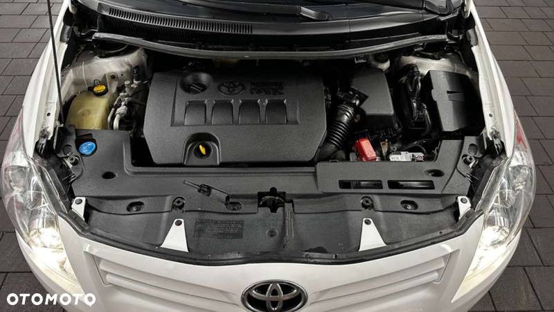 Toyota Auris - 34