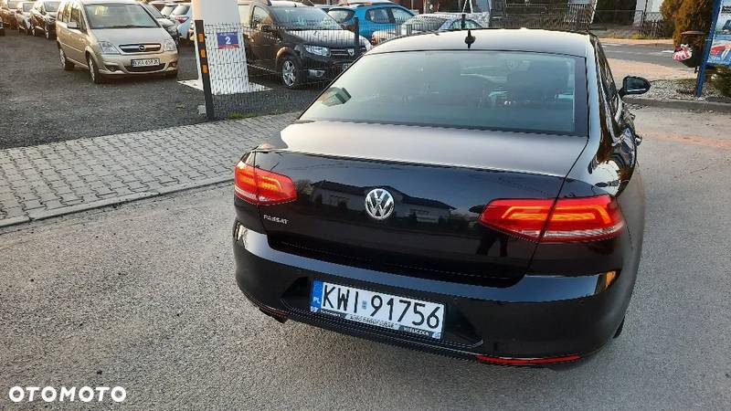 Volkswagen Passat 1.8 TSI BMT Comfortline - 8