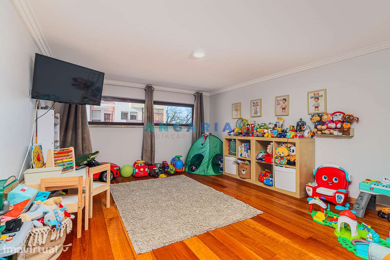 ANG1529 - Apartamento T3 para Venda em Setúbal-16