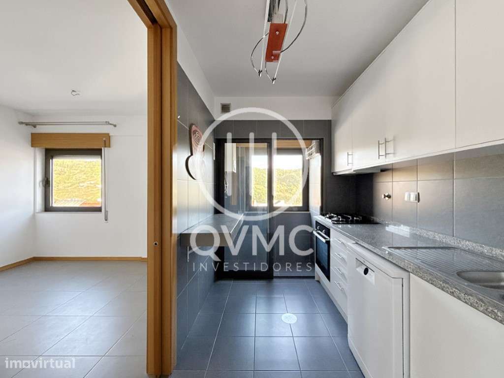Apartamento T3 em Sesimbra com parqueamento - Vista mar e castelo-13