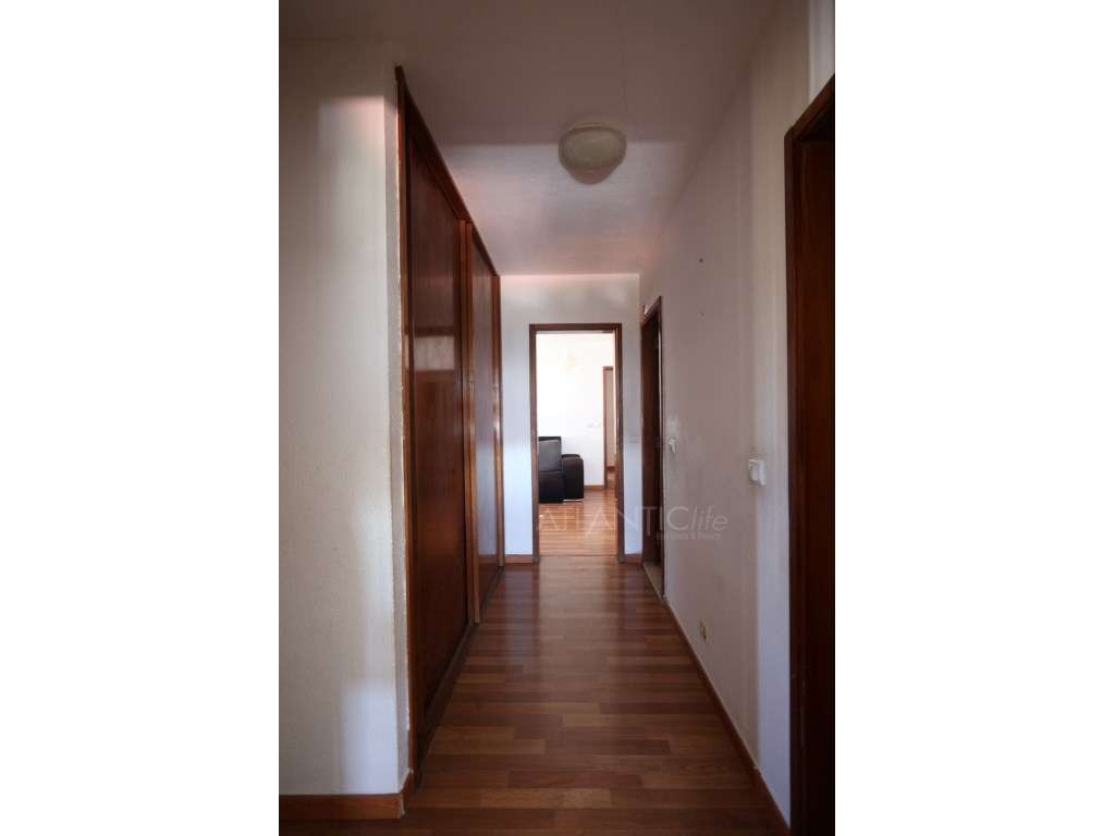 Apartamento T3 Santo António dos Cavaleiros-4