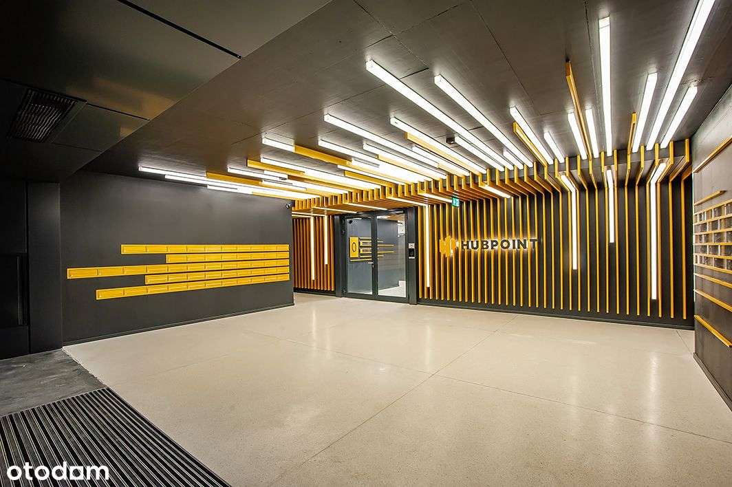 Biurowiec Hubpoint, ul. Czyżówka/ Rondo Matecznego-5