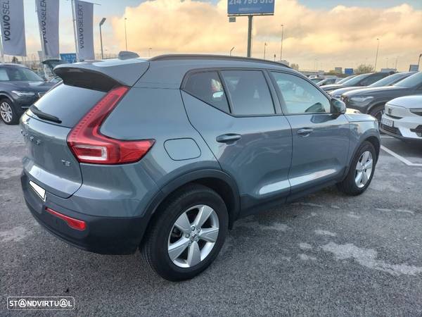 Volvo XC 40 1.5 T2 Momentum Core - 6