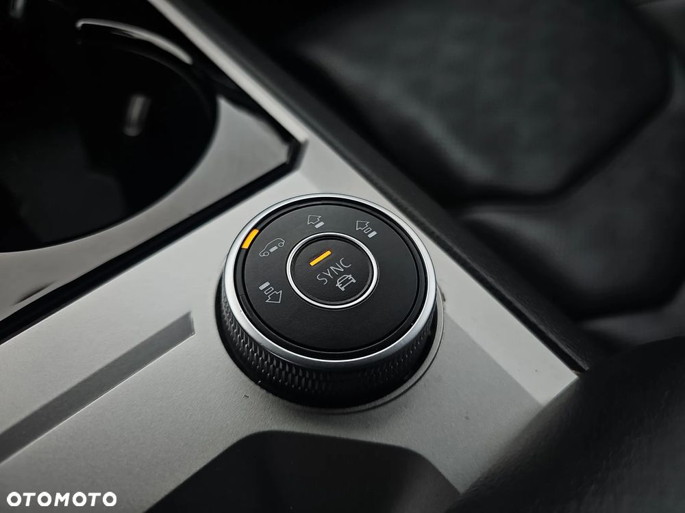 FV23%, R-LINE 3.0TDI V6 286KM, Salon Polska, ASO