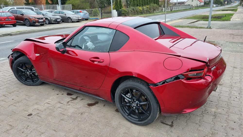 Mazda MX-5 (Miata) RF SKYACTIV-G 1.5 ADVANTAGE 2020