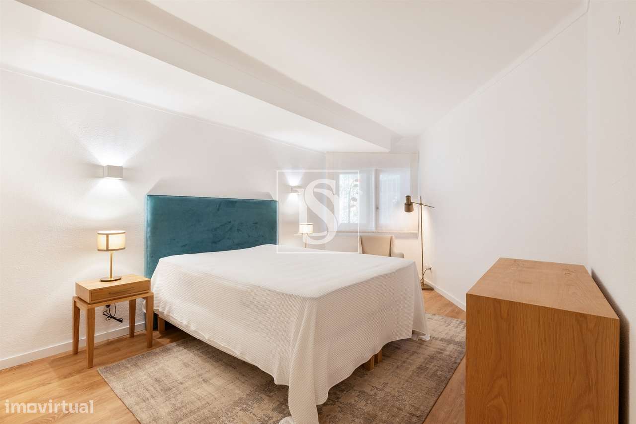 Apartamento T1 para venda mobiliado em Cascais com piscina e jardim-9