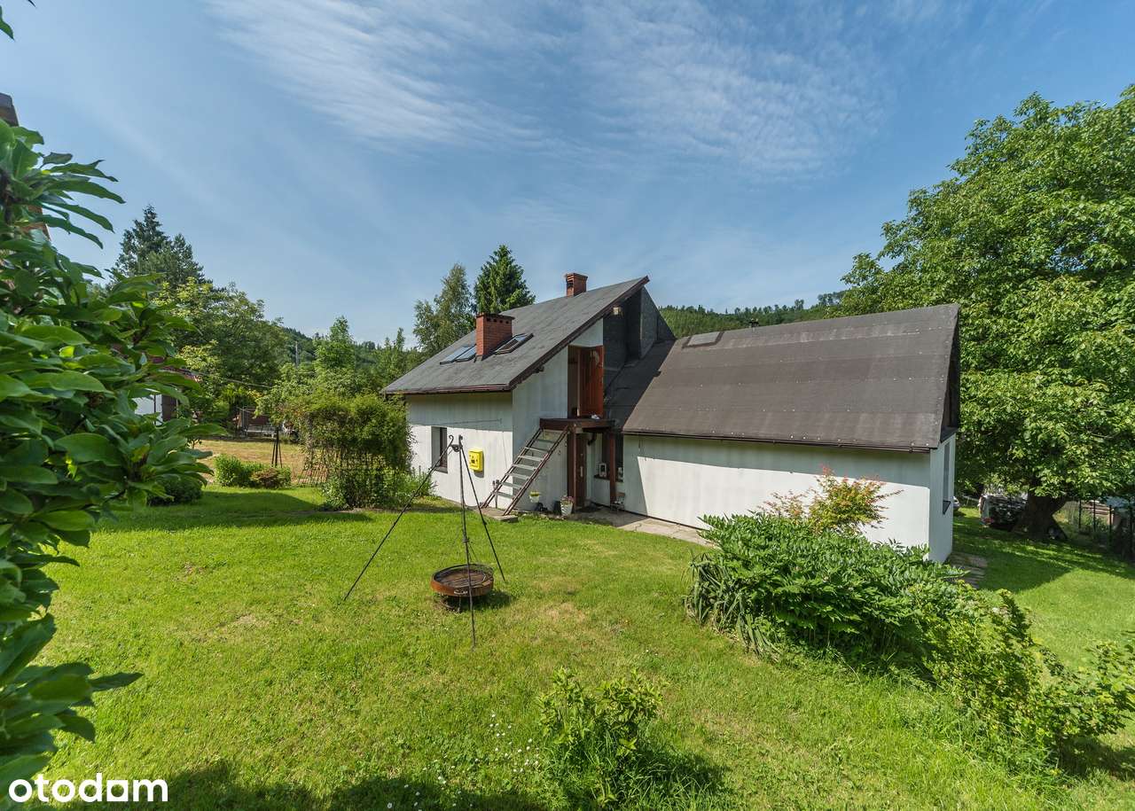 Dom na dużej działce w Bystrej, widoki na góry-18