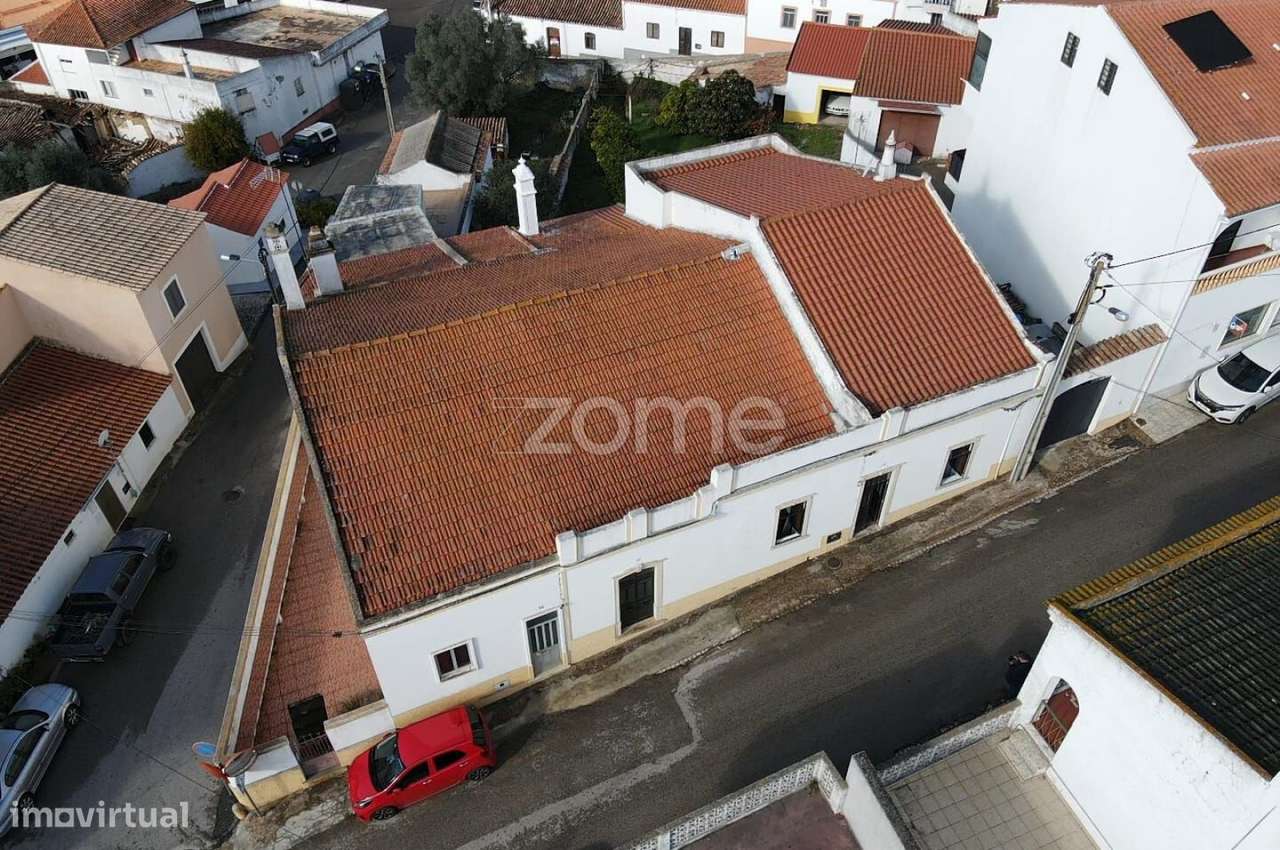 Moradia V6 no centro de São Marcos da Serra, em lote de 668m2-11