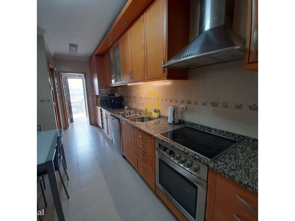 T2 com Terraço - Senhora da Hora-8