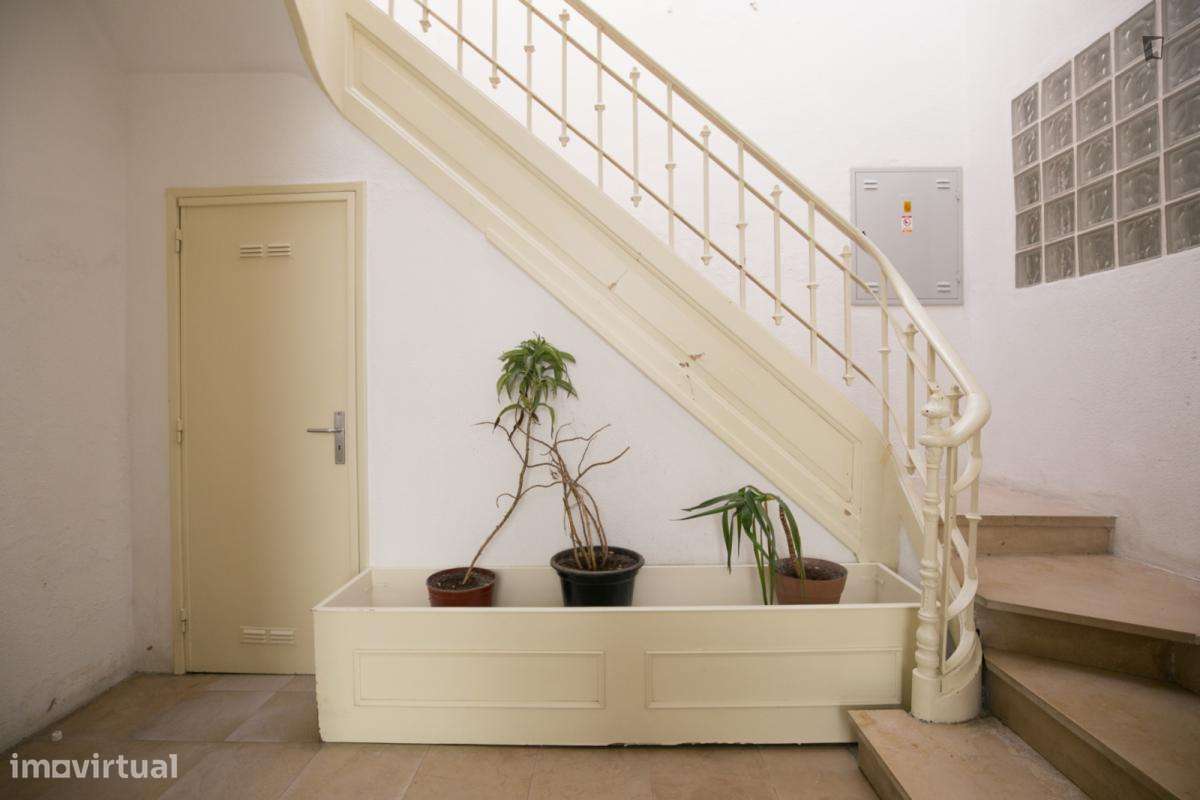 Quarto - localizado em Alameda Lisbon - Grande imagem: 5/10