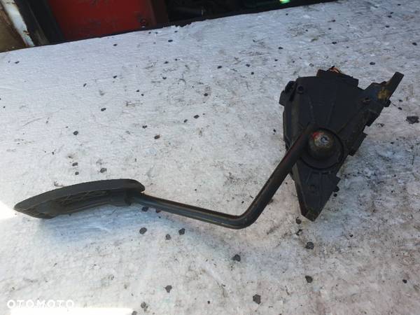 opel agila a 1.3 pedal potencjometr gazu 9204284 - 3