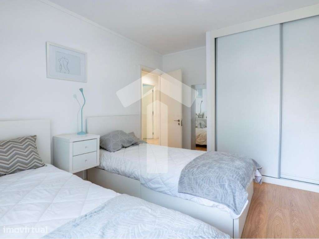 T3 Totalmente Renovado no Coração de Matosinhos-12