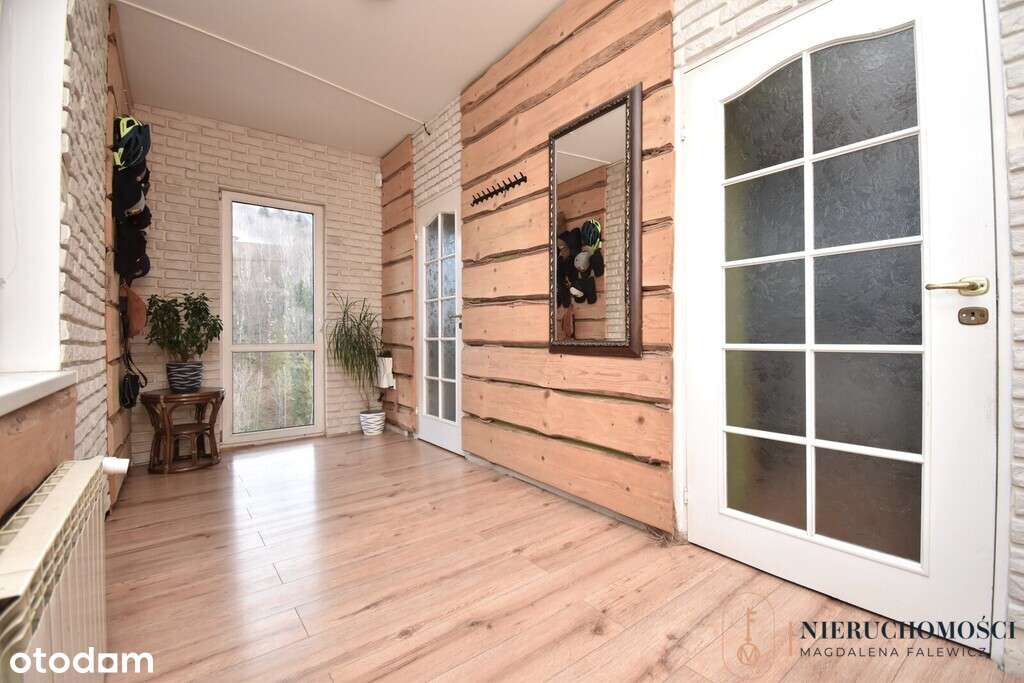 Hit! Urokliwy dom z potencjałem u podnóża gór!-6