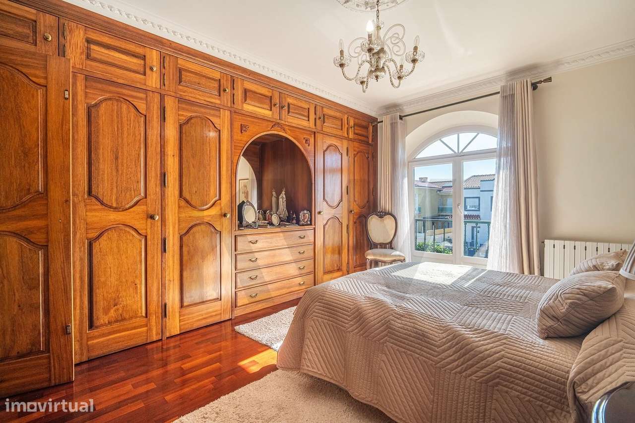 Moradia T5 à venda em Vale de Janelas, Santa Cruz – terreno 2.075 m2 e-10