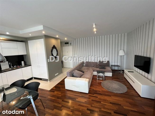 2 pok lux apartamentowiec metro Wilanowska