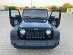 Jeep Wrangler - 16