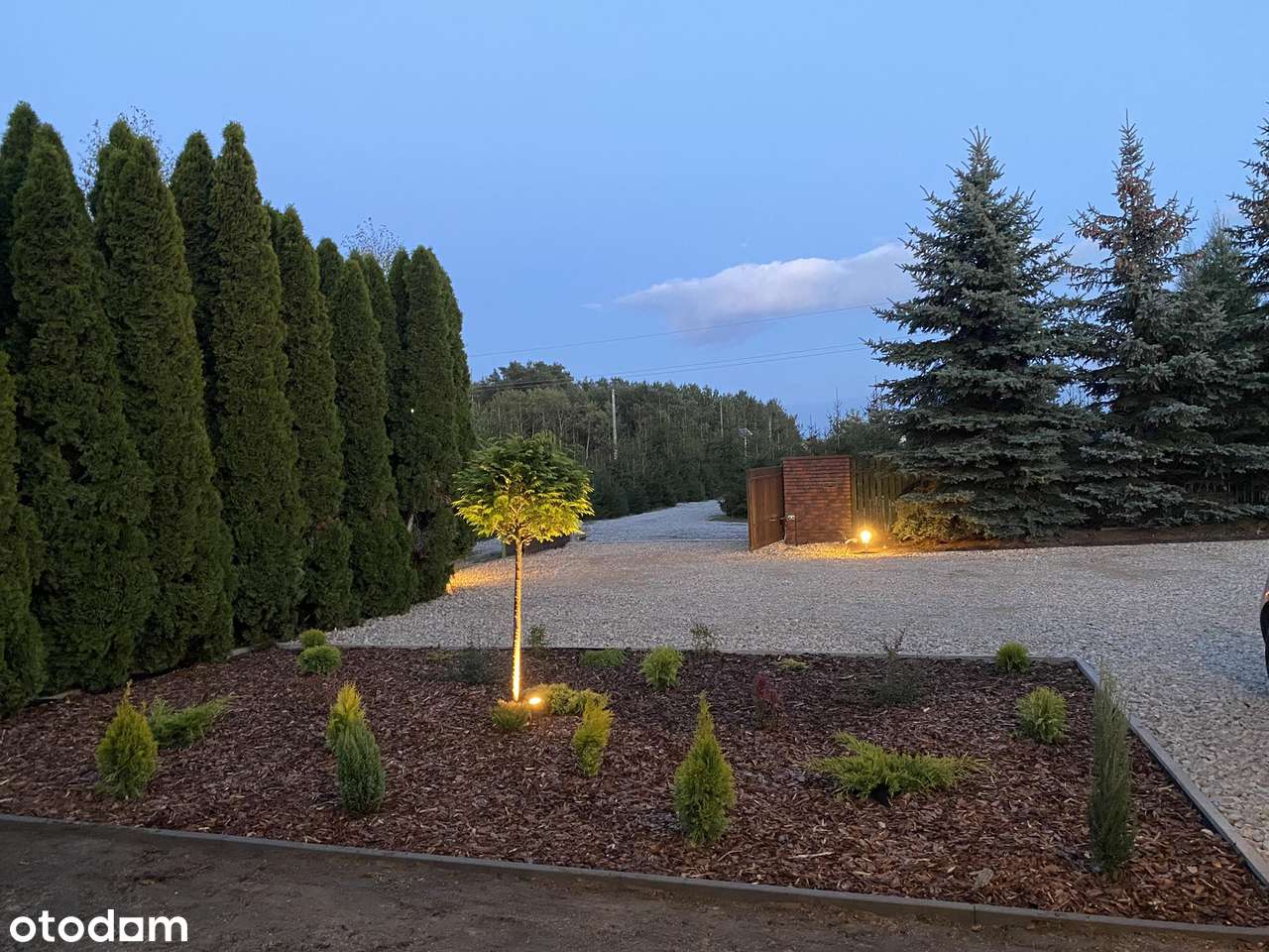 Komfortowy dom w świetnym miejscu-10