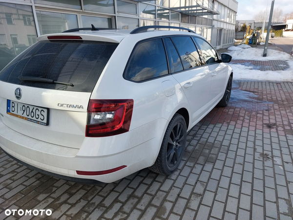 Skoda Octavia 2.0 TDI Ambition DSG - 4