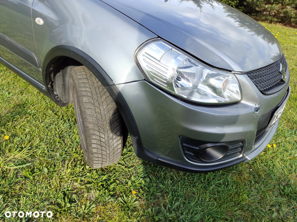 Suzuki SX4 1.6 Comfort 4WD - 18