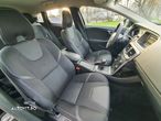 Volvo V40 ver-d2-linje-you- - 26